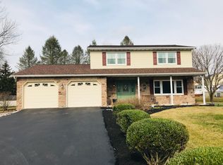 530 W Siddonsburg Rd, Dillsburg, PA 17019