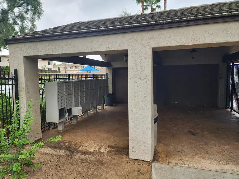 1350 N Escondido Blvd N #18 — Photo 30