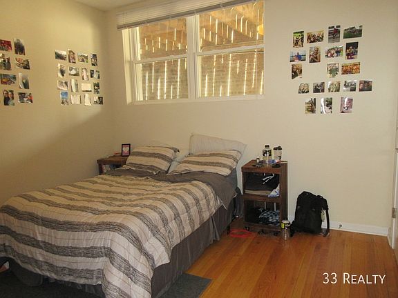 5th image of 1418 W Arthur Ave #3