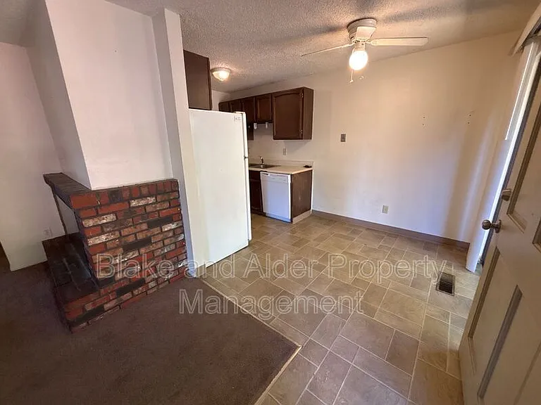 17794 Webster Rd — Photo 9