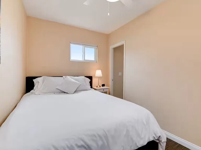 3112 Oliphant St — Photo 14