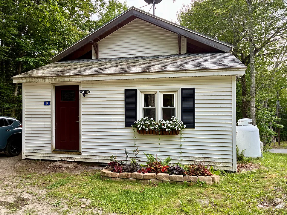 9 Hilltop Rd