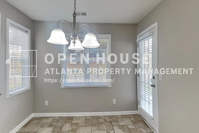 1603 Fort Perry Way — Photo 6