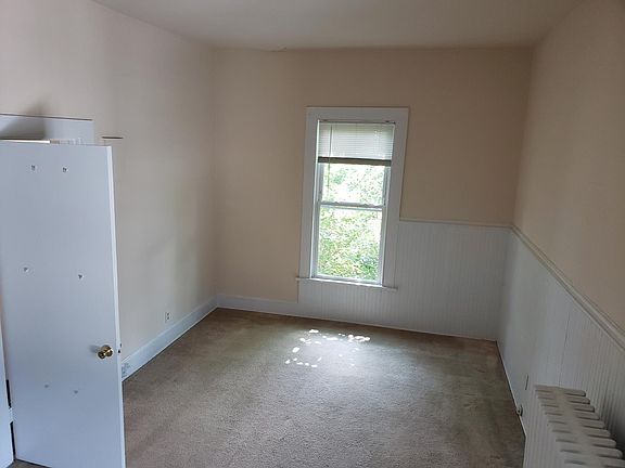2nd image of 503 Hanover St APT 4