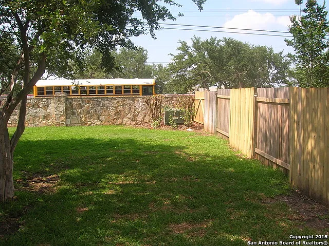 6035 Hart Fld — Photo 27