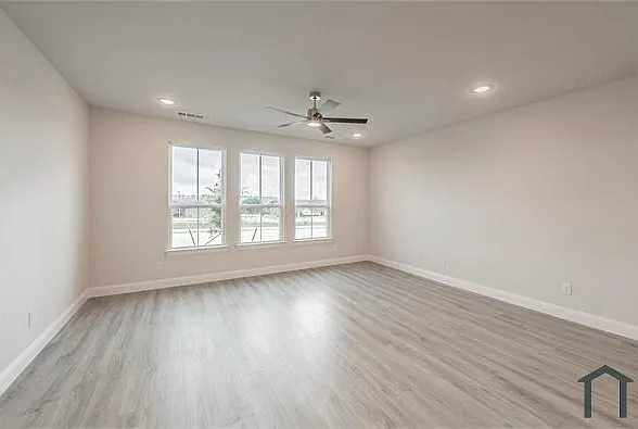 9609 Thorncrown Ln — Photo 26