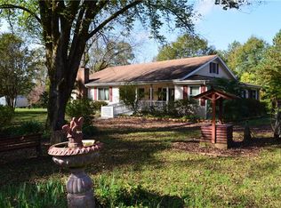 190 Madison Dr, Seneca, SC 29696