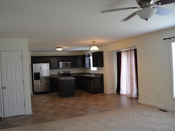 4th image of 2943 Lookout Ln