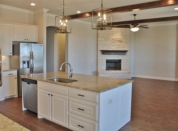 4th image of 7916 Loma Ln