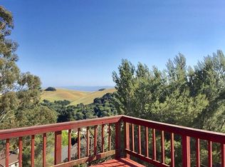 28045 Fallbrook Dr, Hayward, CA 94542