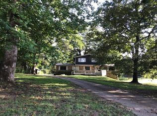 432 Hickory Ln, Griffin, GA 30223