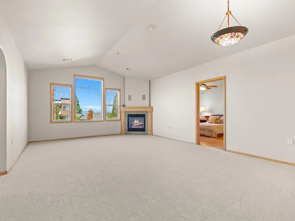 827 Pavilion Pl, Ashland, OR 97520
