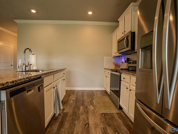 4th image of 14731 London Ln