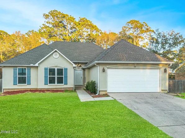 514 Royal Oak Dr, Pass Christian, MS 39571