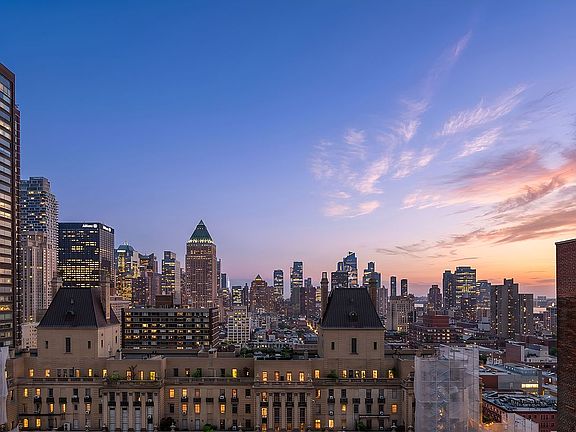 5th image of 347 W 57th St APT 27E