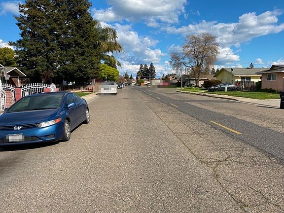 4th image of 12130 Kadota Ave