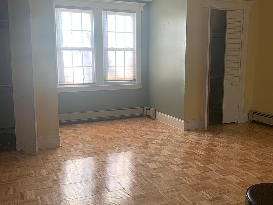 2nd image of 11-07 121st St