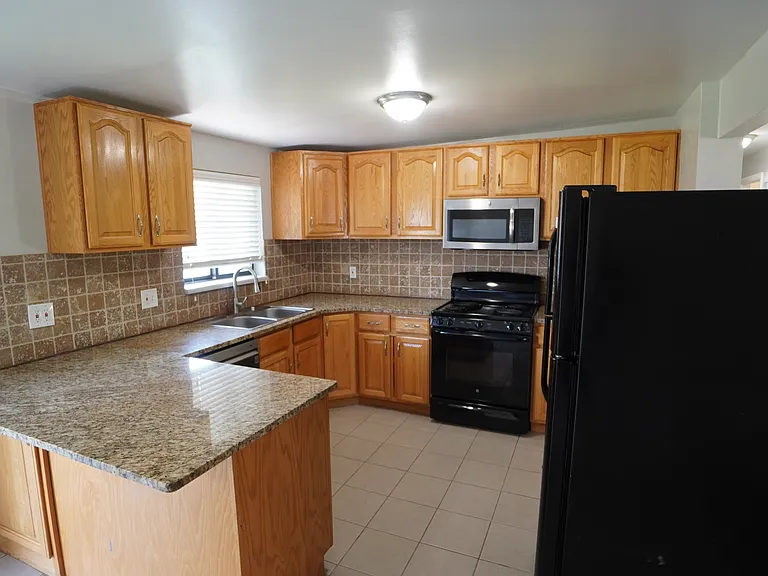 2448 N 720 W — Photo 7