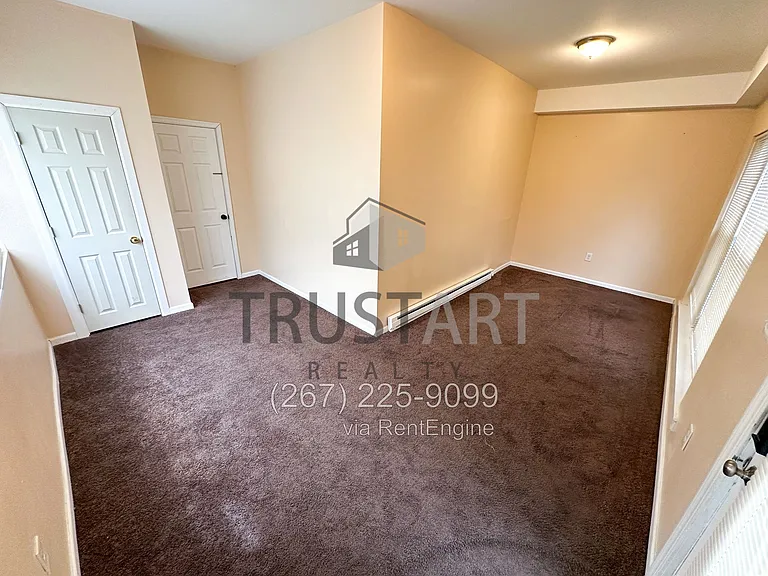6908 Old York Rd — Photo 32