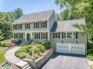 2 Ravens Blf, Andover, MA 01810