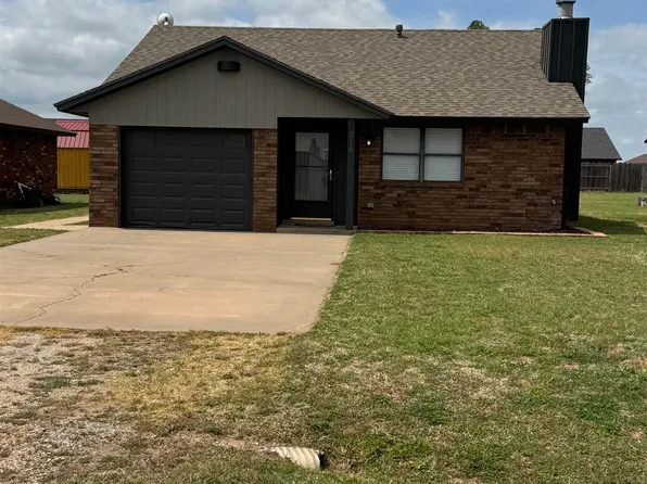 314 1st St, Kremlin, OK 73753