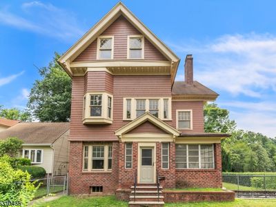 156-158 Heller Pkwy, Newark, NJ, 07104