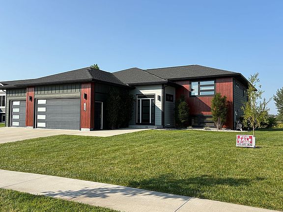 3rd image of 1822 Tanbury Ln