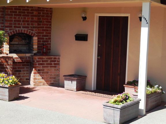 2nd image of 1039A Amarillo Ave