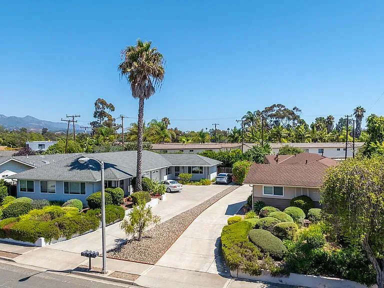 344 Rosario Dr — Photo 11