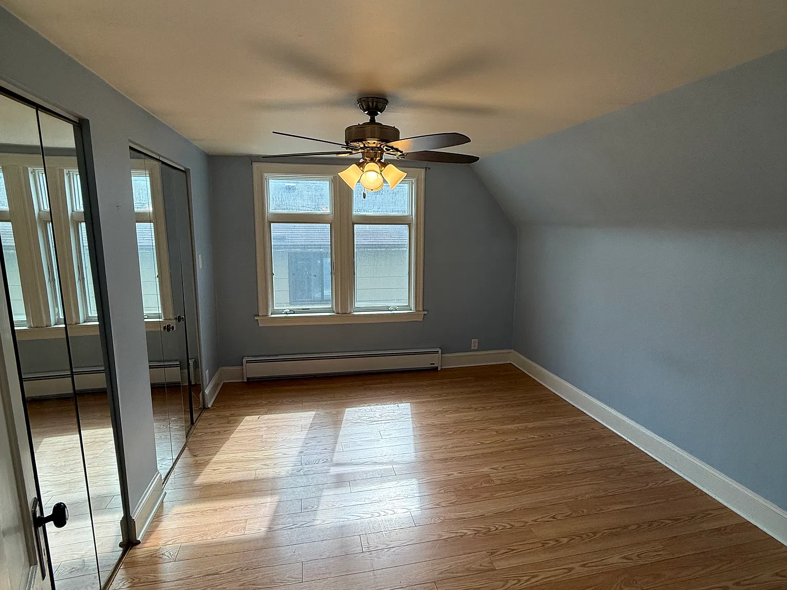 1 bed, 850 sqft, $1,450 — Photo 2