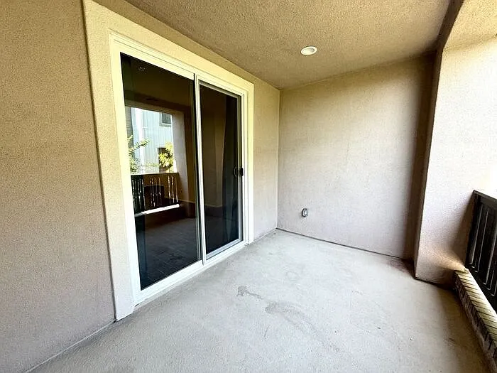 12165 Chorus Dr — Photo 14