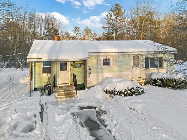 232 Narrows Pond Road, Winthrop, ME 04364