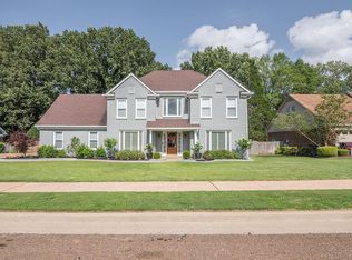 876 Heather Lake Dr, Collierville, TN 38017