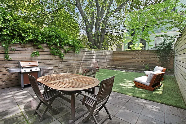 Sold by Compass | media 6