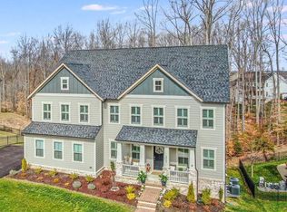 2066 Twin Six Ln, Dumfries, VA 22026