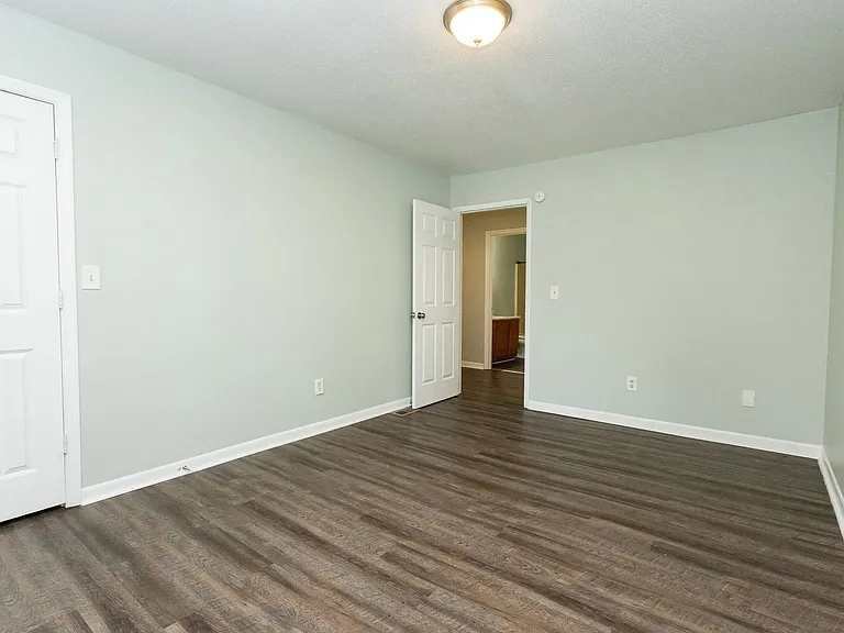 411 Booth Rd #413 — Photo 11