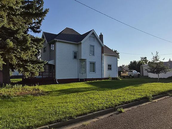3rd image of 230 B St N