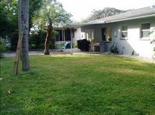 571 Deville Dr E, Largo, FL 33771