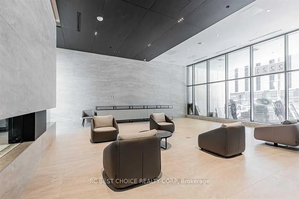 2 bed, $3,100 — Photo 2