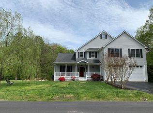 7509 Carver Rd, Gainesville, VA 20155