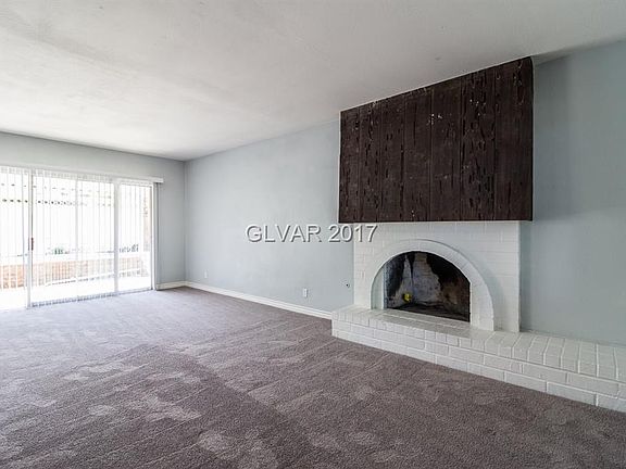 4th image of 3055 McLeod Dr