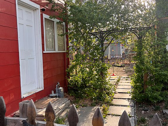 3rd image of 606 Adams Ave