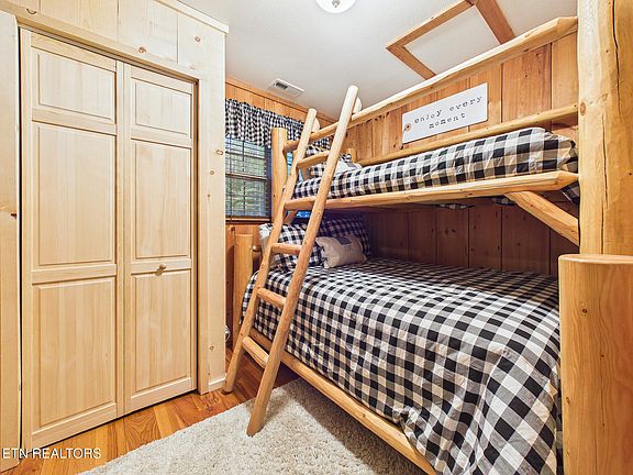 38th image of 113 Rivendell Ln
