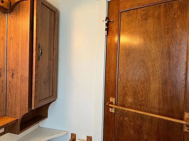 50 Lincoln Ave #1S — Photo 21