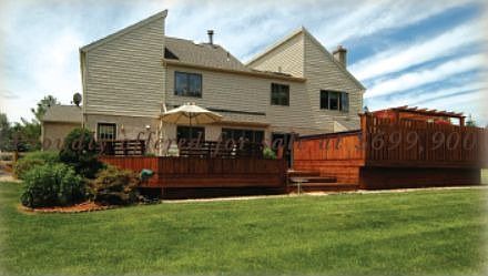 BACK WITH DECK