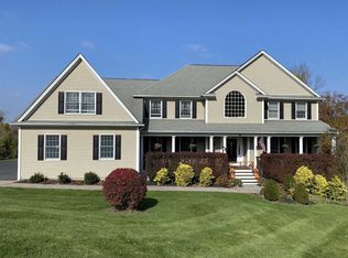 17 Cheshire Ct, Patterson, NY 12563