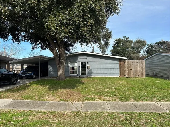 427 Bluebonnet St, Terrytown, LA 70056