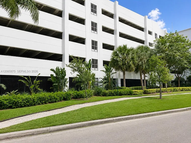 14951 Royal Oaks Ln #1501 — Photo 44