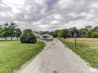 7375 W Outer Rd, Sherman, IL 62684