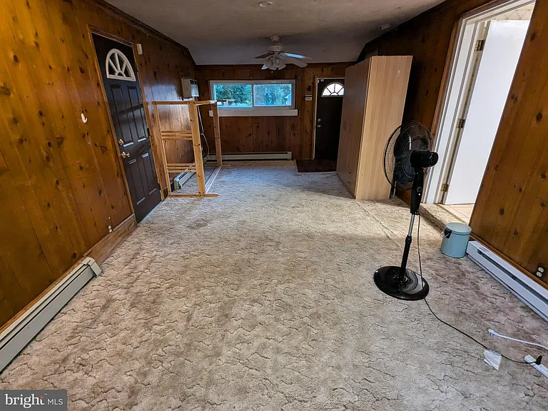 21 Steinway Ave — Photo 14